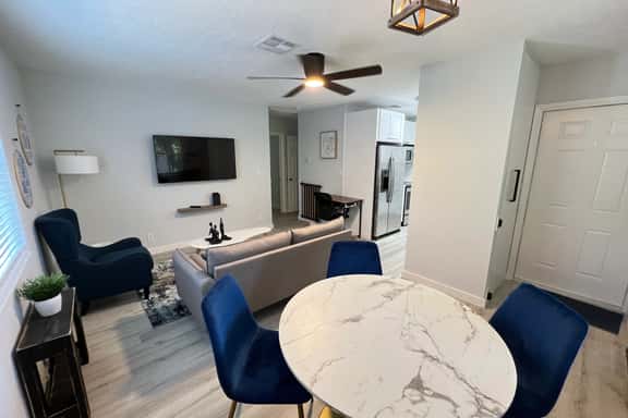 Ed Apt - Image 1