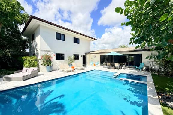 Galen & Michael's Home - Image 1