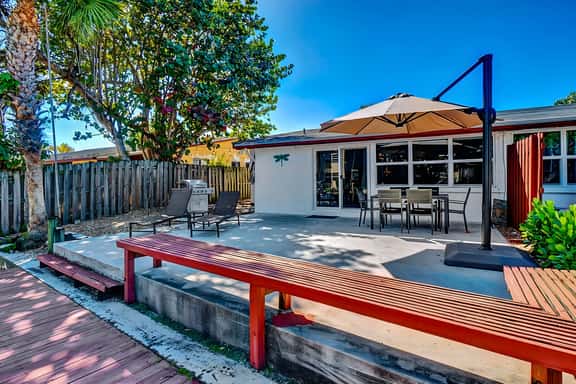 Bernie's Duplex - Image 1