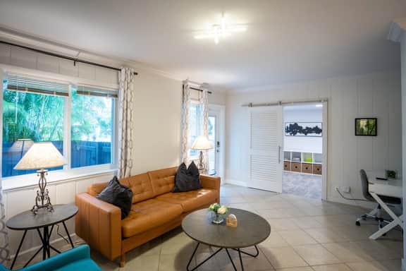 Jason's Duplex 1 - Image 3