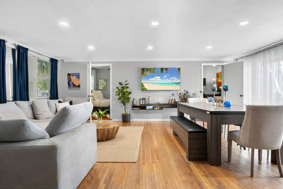 Evan's House - Image 2